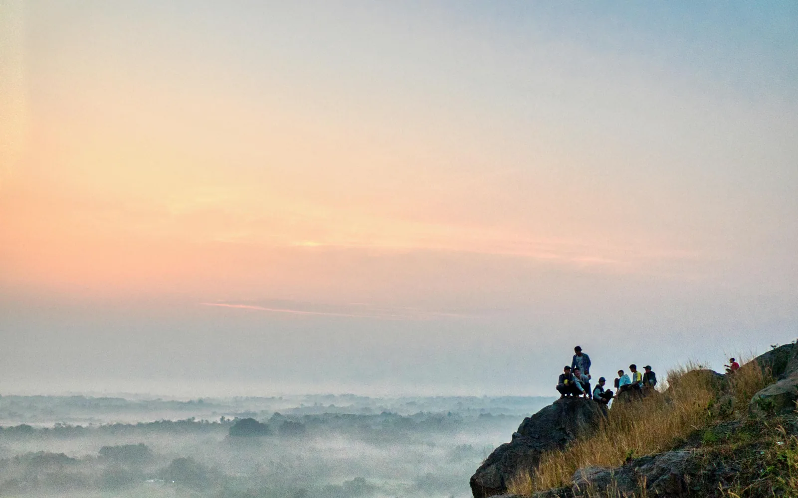 Konsultasi destinasi Semesta Indonesia untuk memilih area, rute, venue, dan batas layanan yang tepat.
